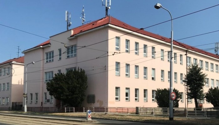 Základní škola a Mateřská škola, Řezníčkova 1, 779 00 Olomouc