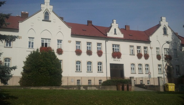 Základní škola a Mateřská škola Olomouc, Dvorského 33, příspěvková organizace